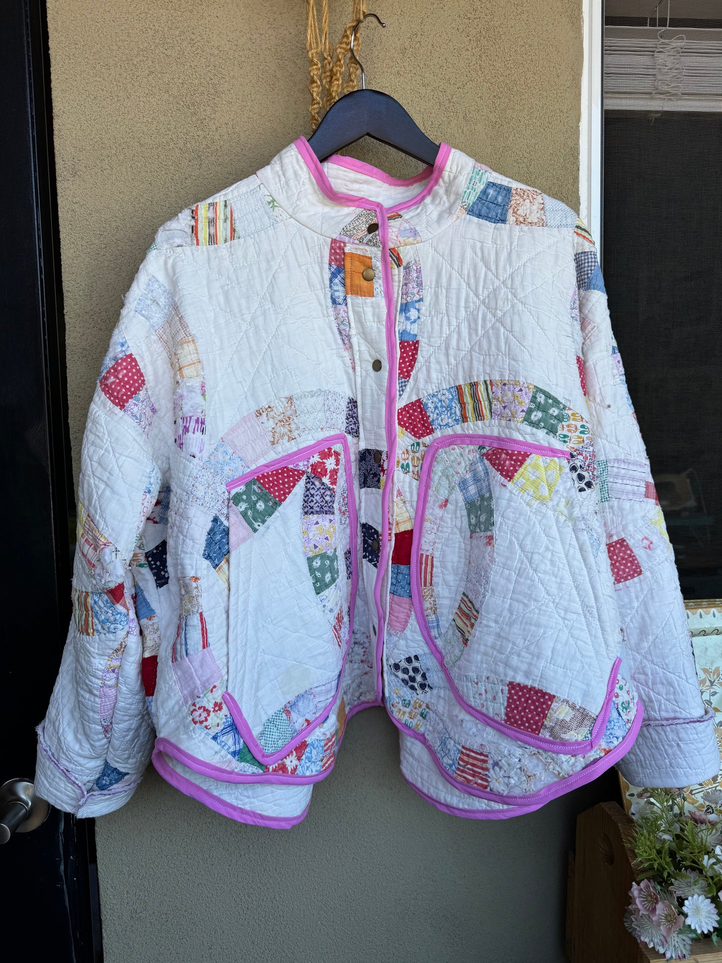Patchwork Wedding Ring Quilted Jacket – Size 2XL