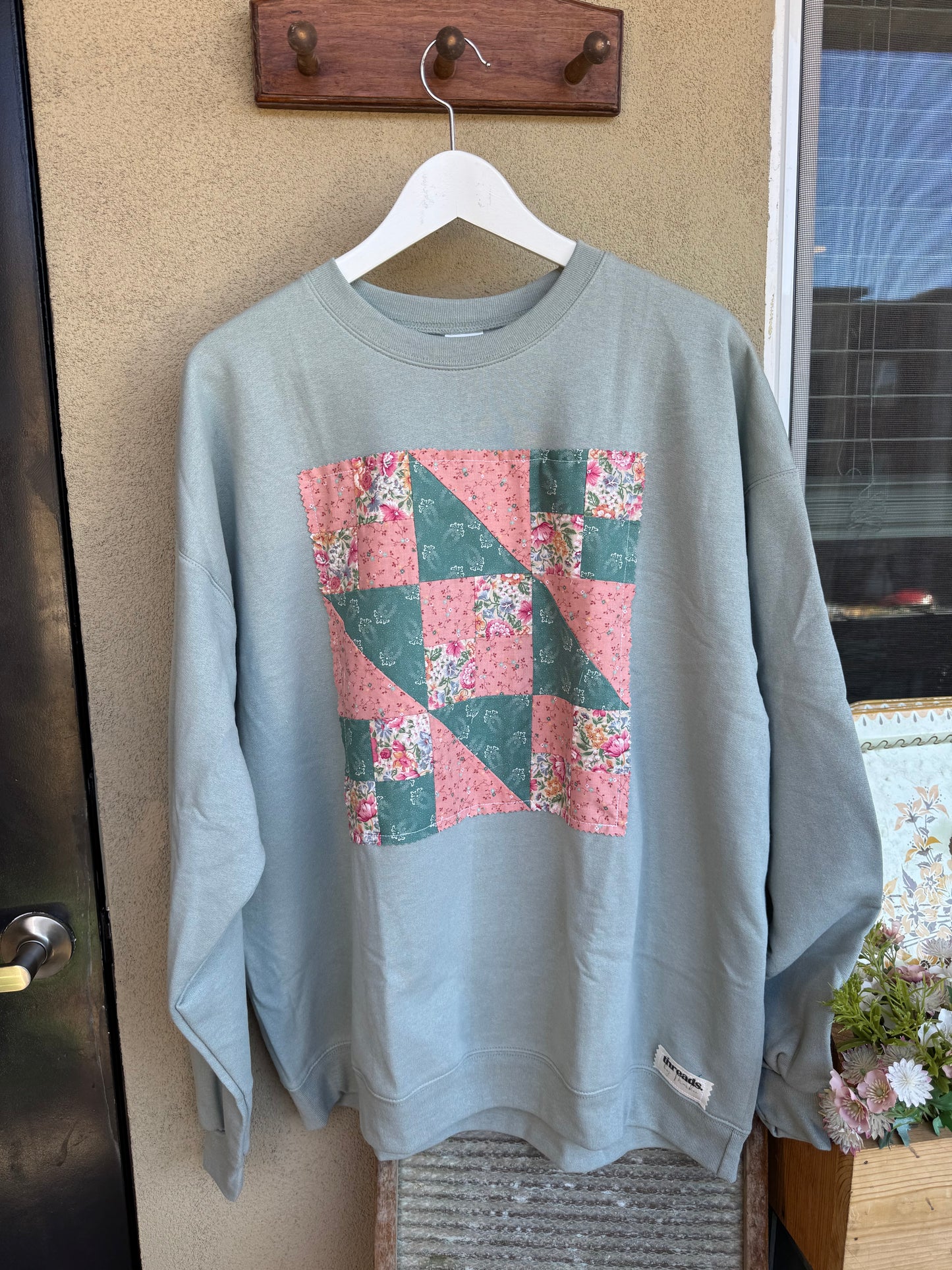 XL Sage & Pink Floral Quilt Sweatshirt