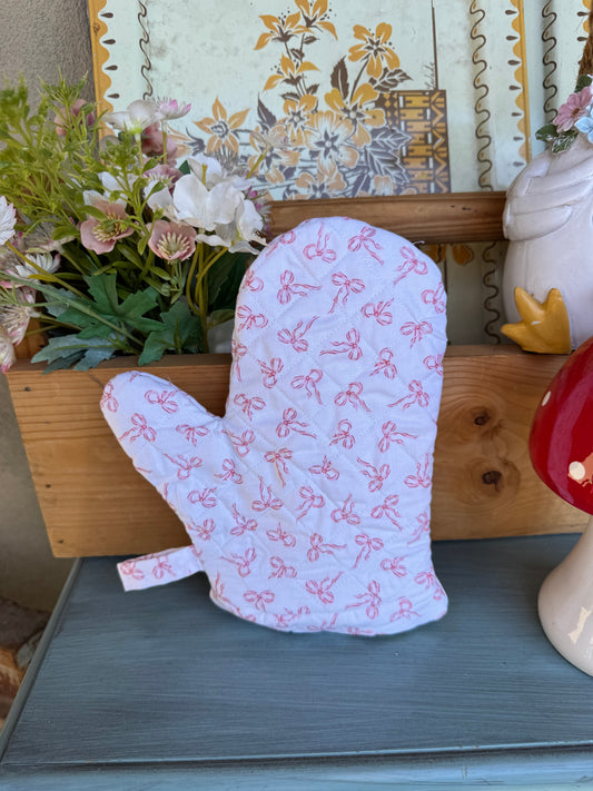 Quilted Bow Oven Mit - OS